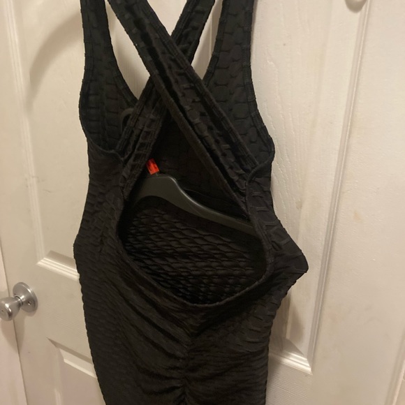 XJ Boost Ladies Size Large or Extra Large runs small very fitted one piece set - Picture 8 of 10